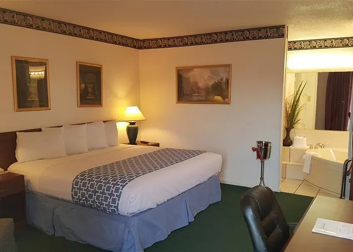 Alamo & Motel 2*